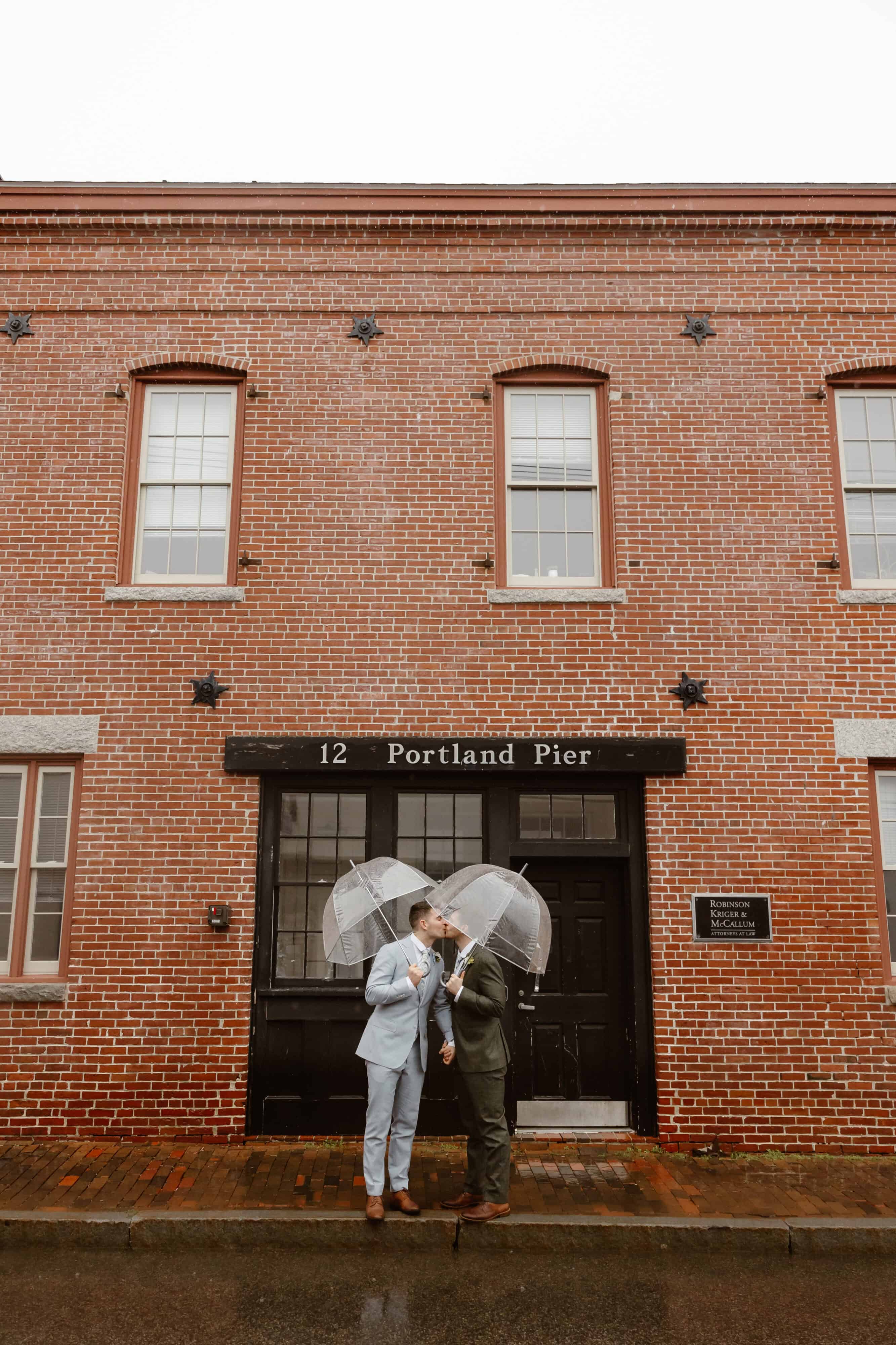 a rainy elopement in Portland, Maine